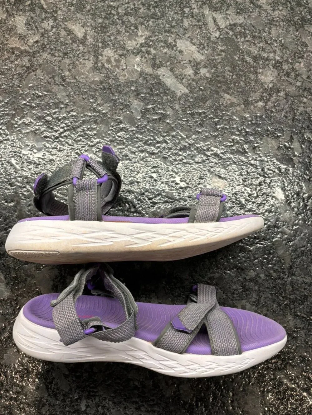 Skechers these sketchers